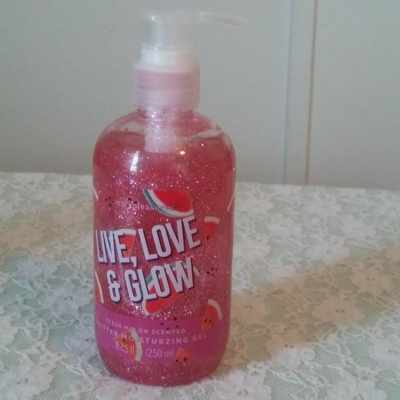 Live Love & Glow Melon Glitter Moisturizing Gel - Picture 1 of 3